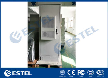 Heat Insulation Floor mount 2.0KW Cooling Outdoor Telecom Cabinet