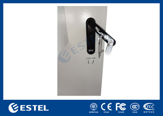 8U IP55 RAL7035 Outdoor Pole Mount Telecom Cabinet with Temperature Thermal Control