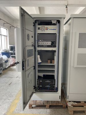 19-Inch 18U Standard Outdoor Telecom Cabinet with Integrated Cooling System and Stainless Steel Front Door